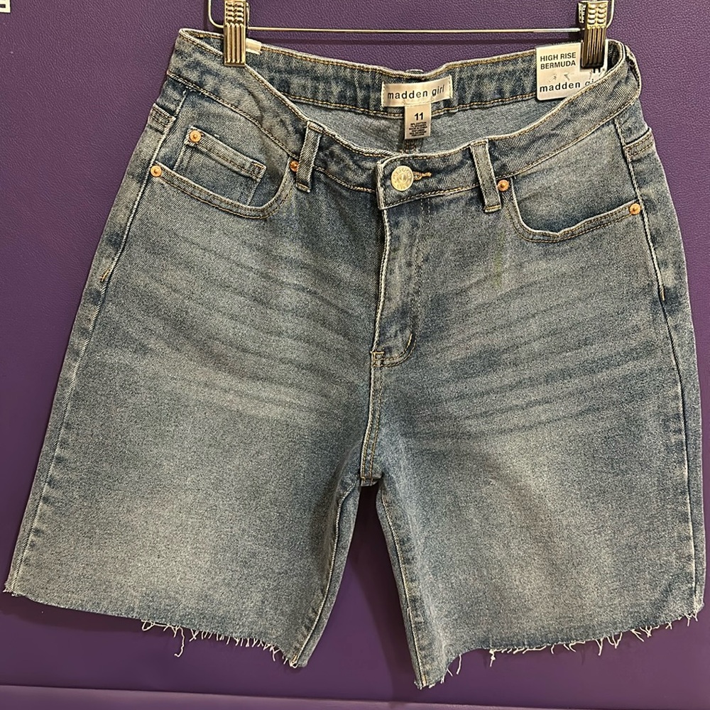 NWT Madden Girl High Rise Bermuda shorts size 11